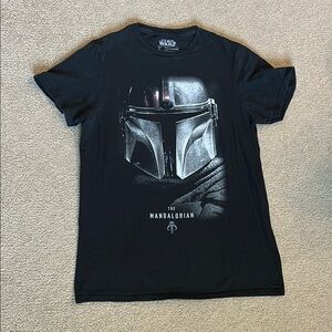 Star Wars Mandalorian Black Tee
